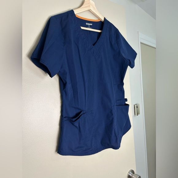 Scrub star scrub top - Picture 2 of 4